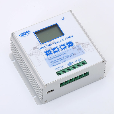 12V/24V 700W 20 Regelgever van het het Controlemechanismeip54 MPPT Voltage van de Ampèremppt de Zonnelast