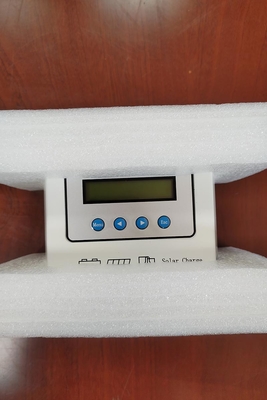 Intelligent van het de Lastencontrolemechanisme 12V 30A IP65 van 500W PWM Zonne het Zonnepaneelpwm Controlemechanisme