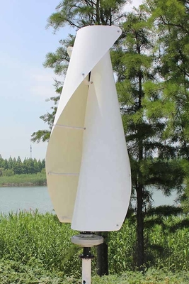 De lage Turbine van de Trillings Spiraalvormige Wind 48V 1500W Met geringe geluidssterkte voor Huisgebruik